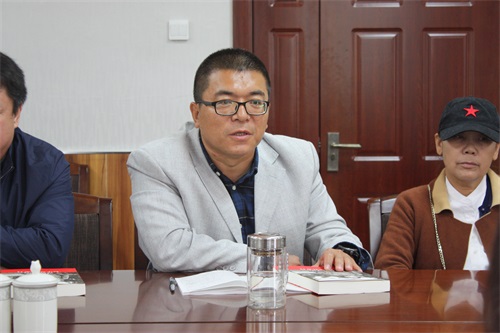 党总支书记-李欢喜发言.JPG